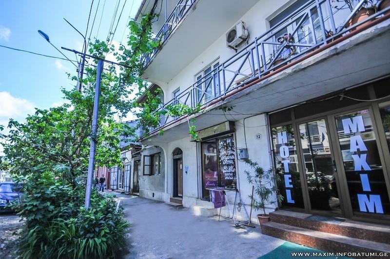 Maxim Mini Hotel Batumi Exterior foto